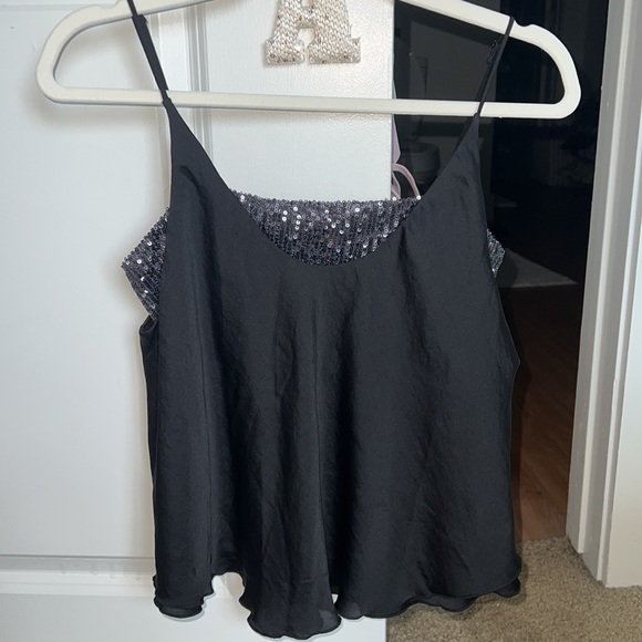 Fun Sparkly Black top - Size small NEVER WORN - Picture 2 of 2